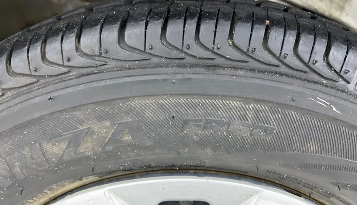 2018 Maruti Alto 800 LXI, Petrol, Manual, 30,045 km, Right Rear Tyre Tread