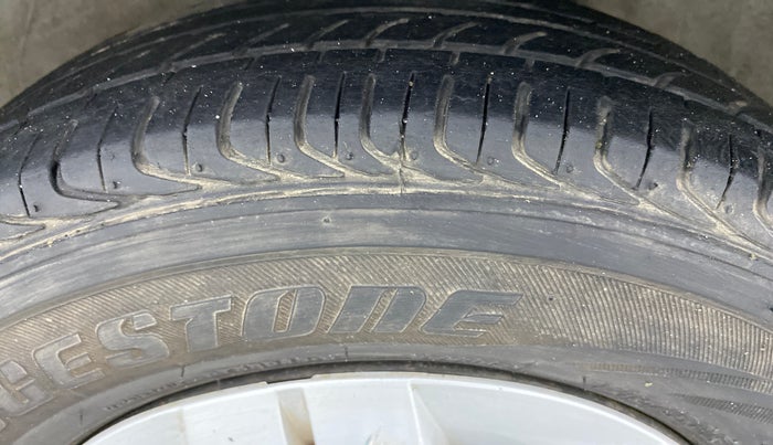 2018 Maruti Alto 800 LXI, Petrol, Manual, 30,045 km, Left Front Tyre Tread