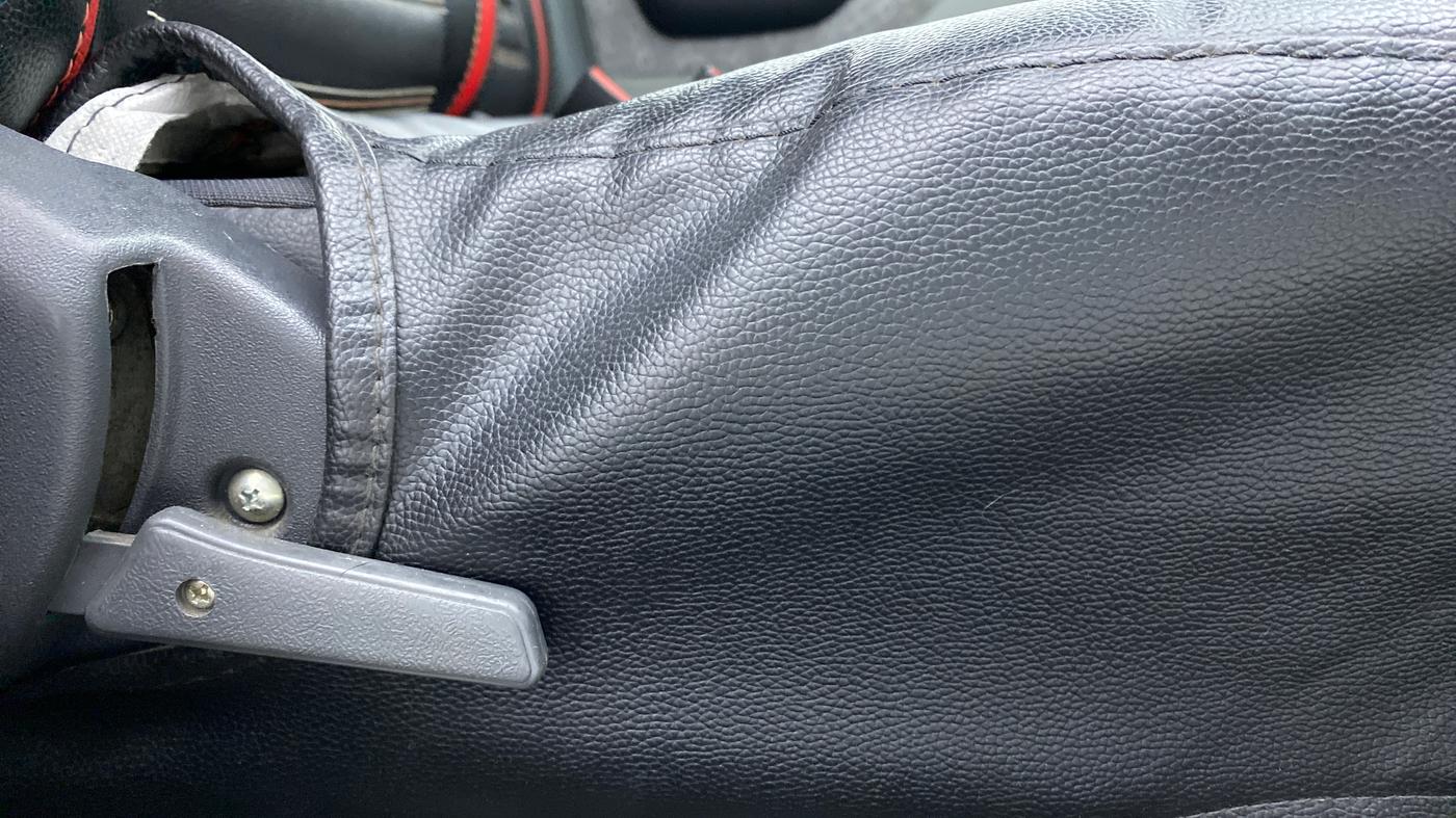 2018 Maruti Alto 800 LXI, Petrol, Manual, 30,045 km, Driver Side Adjustment Panel