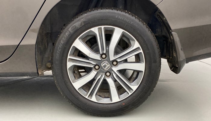 2017 Honda City V MT PETROL, Petrol, Manual, 57,411 km, Left Rear Wheel