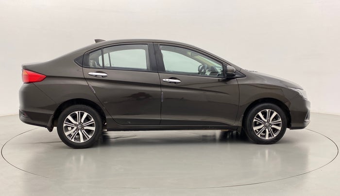 2017 Honda City V MT PETROL, Petrol, Manual, 57,411 km, Right Side View