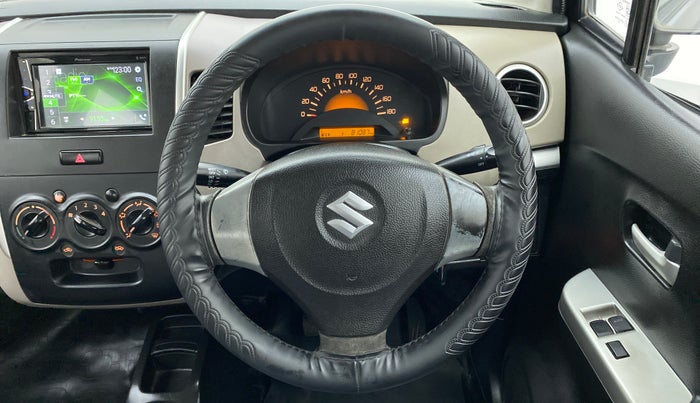 2013 Maruti Wagon R 1.0 LXI CNG, CNG, Manual, 81,405 km, Steering Wheel Close Up