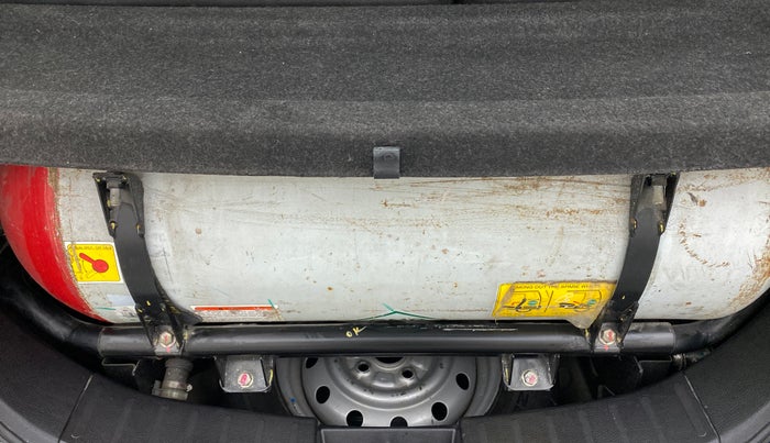 2013 Maruti Wagon R 1.0 LXI CNG, CNG, Manual, 81,405 km, Boot Inside