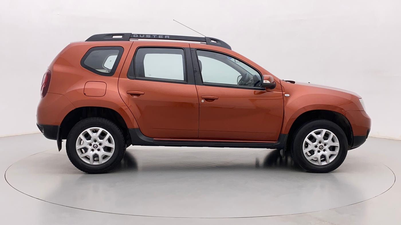 2017 Renault Duster RXL PETROL, Petrol, Manual, 68,505 km, Right Side View