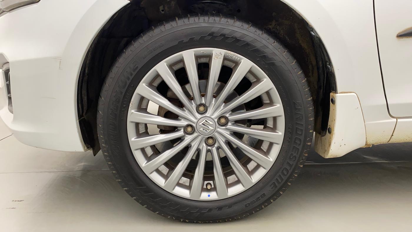 2016 Maruti Ciaz ZXI+, Petrol, Manual, 81,800 km, Left Front Wheel