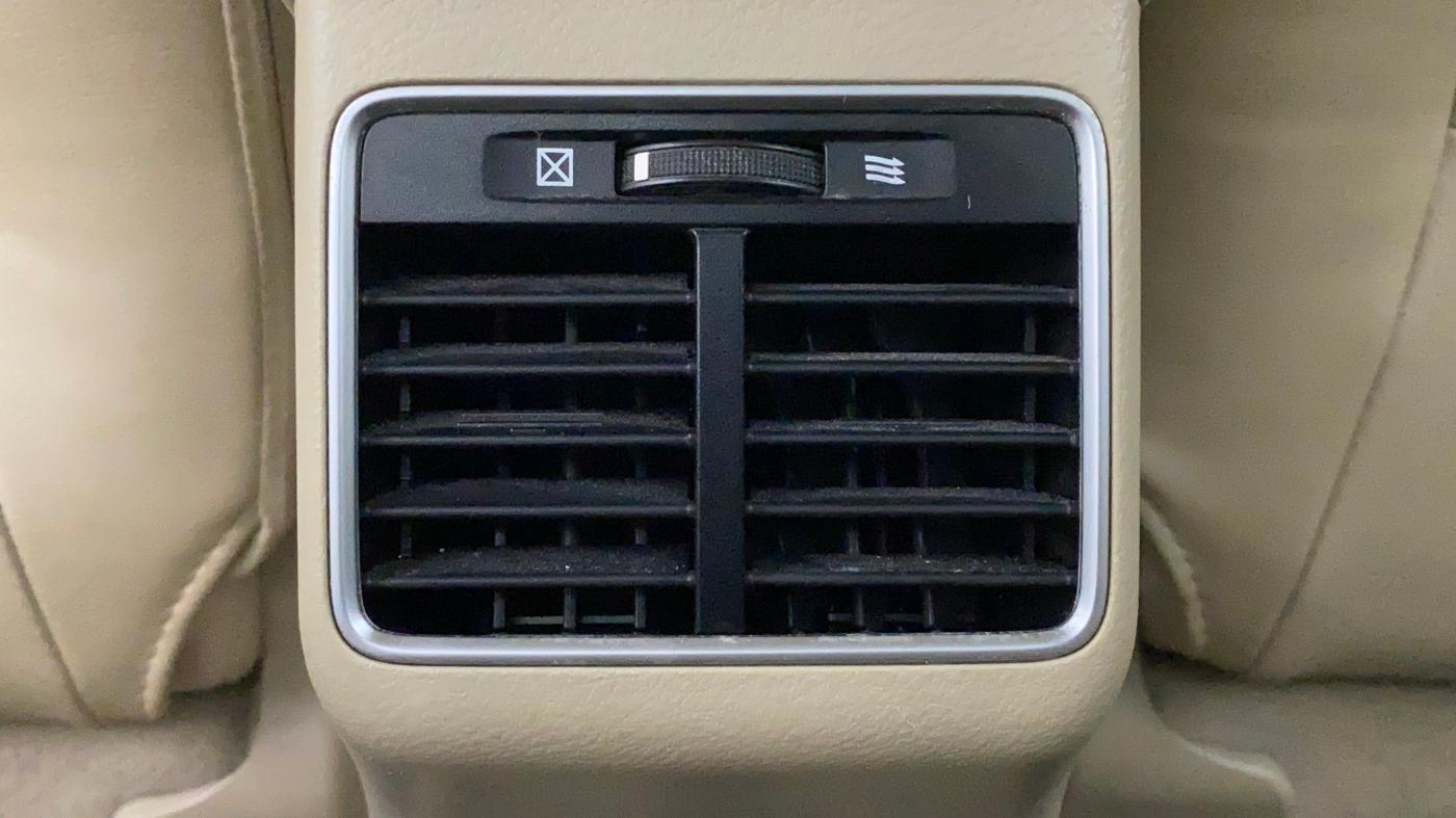 2016 Maruti Ciaz ZXI+, Petrol, Manual, 81,800 km, Rear AC Vents