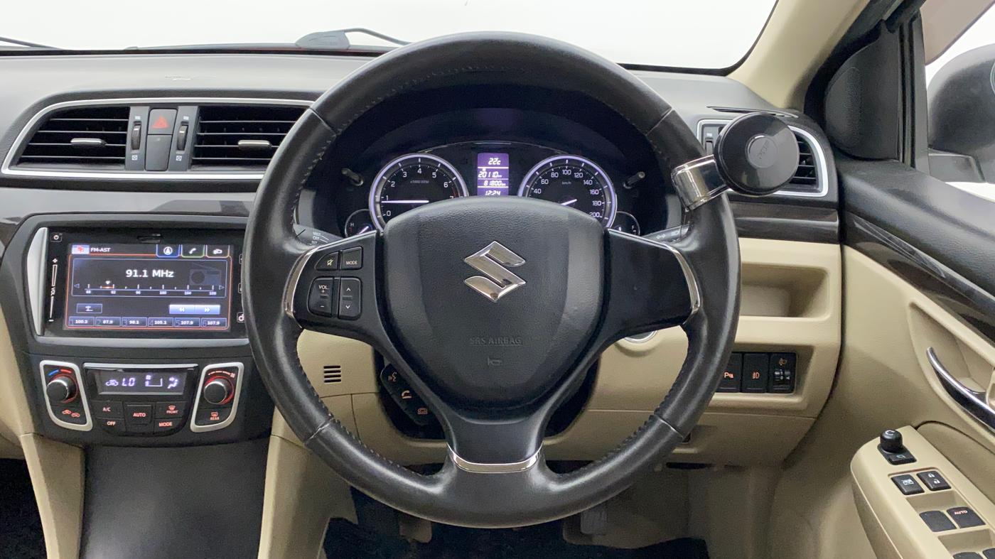 2016 Maruti Ciaz ZXI+, Petrol, Manual, 81,800 km, Steering Wheel Close Up