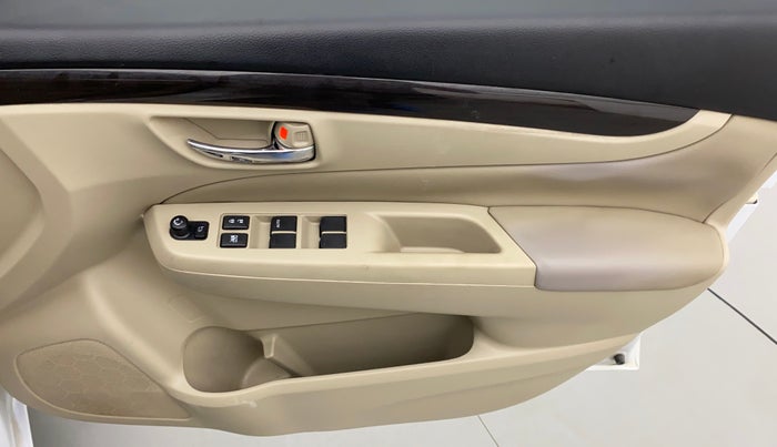 2016 Maruti Ciaz ZXI+, Petrol, Manual, 81,800 km, Driver Side Door Panels Control