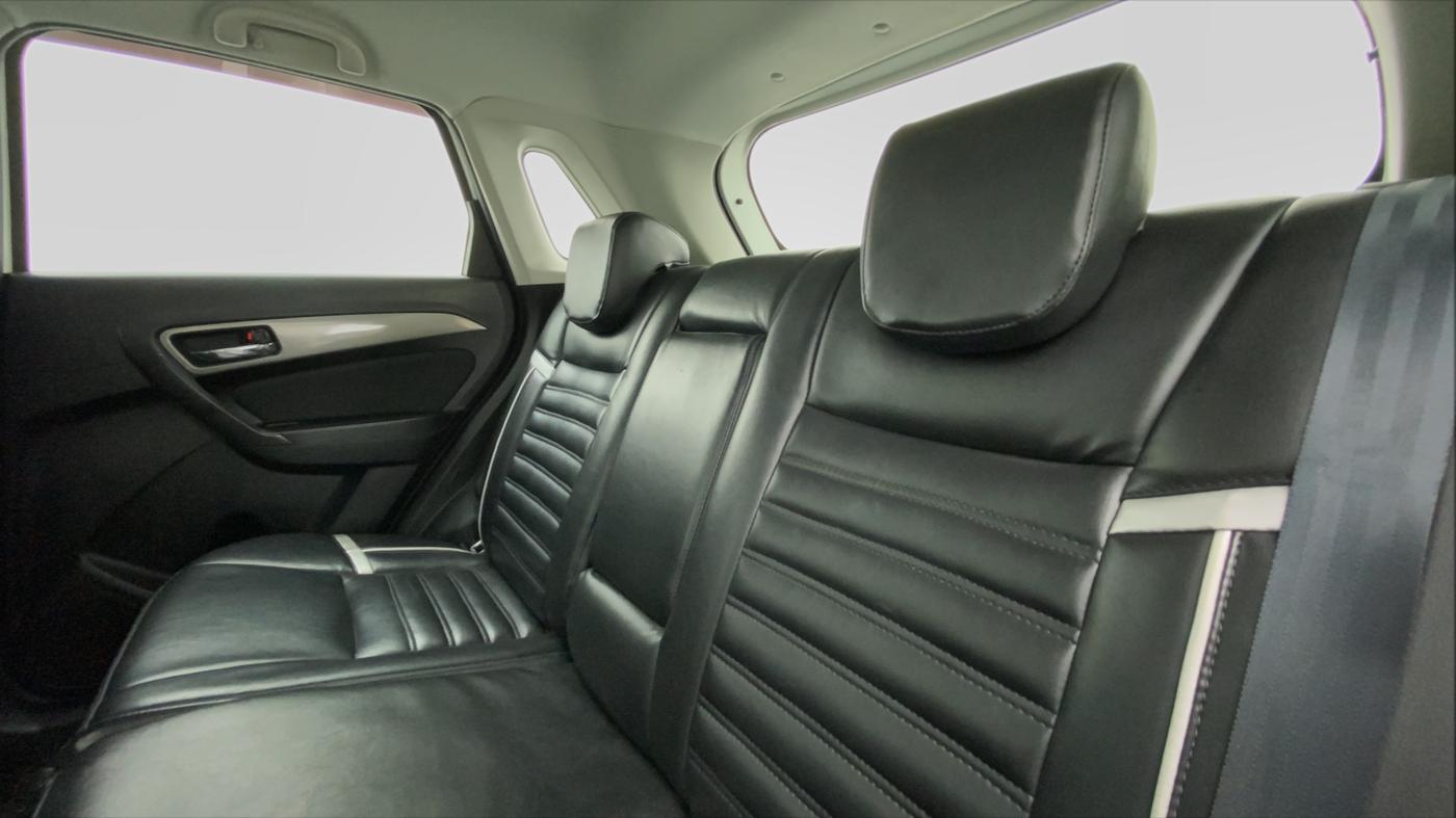 2019 Maruti Vitara Brezza ZDI AMT, Diesel, Automatic, 78,610 km, Right Side Rear Door Cabin