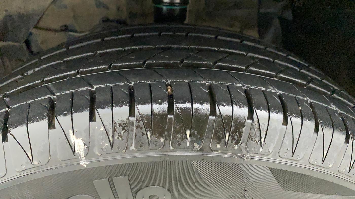 2019 Maruti Vitara Brezza ZDI AMT, Diesel, Automatic, 78,610 km, Left Front Tyre Tread