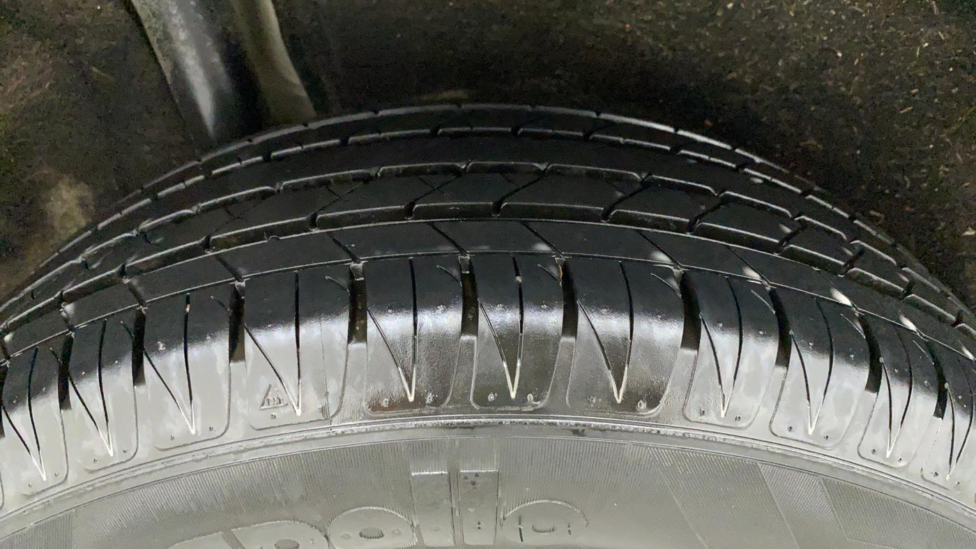 2019 Maruti Vitara Brezza ZDI AMT, Diesel, Automatic, 78,610 km, Right Rear Tyre Tread