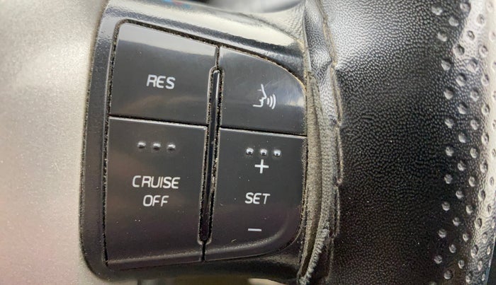 2015 Mahindra XUV500 W6, Diesel, Manual, 92,098 km, Adaptive Cruise Control