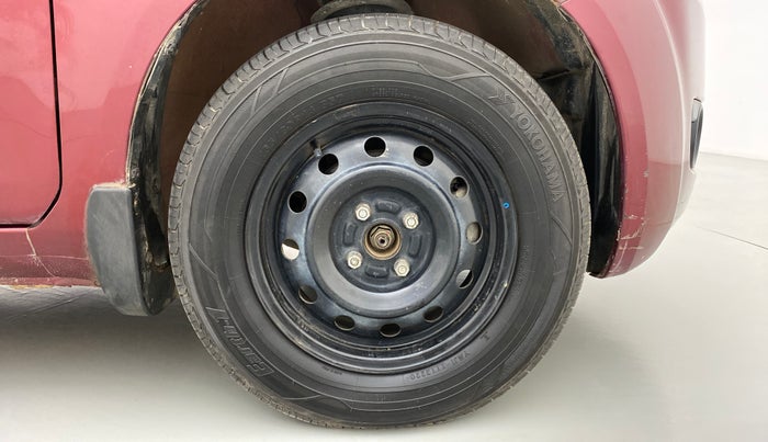 2010 Maruti Ritz VXI, Petrol, Manual, 44,344 km, Right Front Wheel