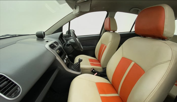2010 Maruti Ritz VXI, Petrol, Manual, 44,344 km, Right Side Front Door Cabin