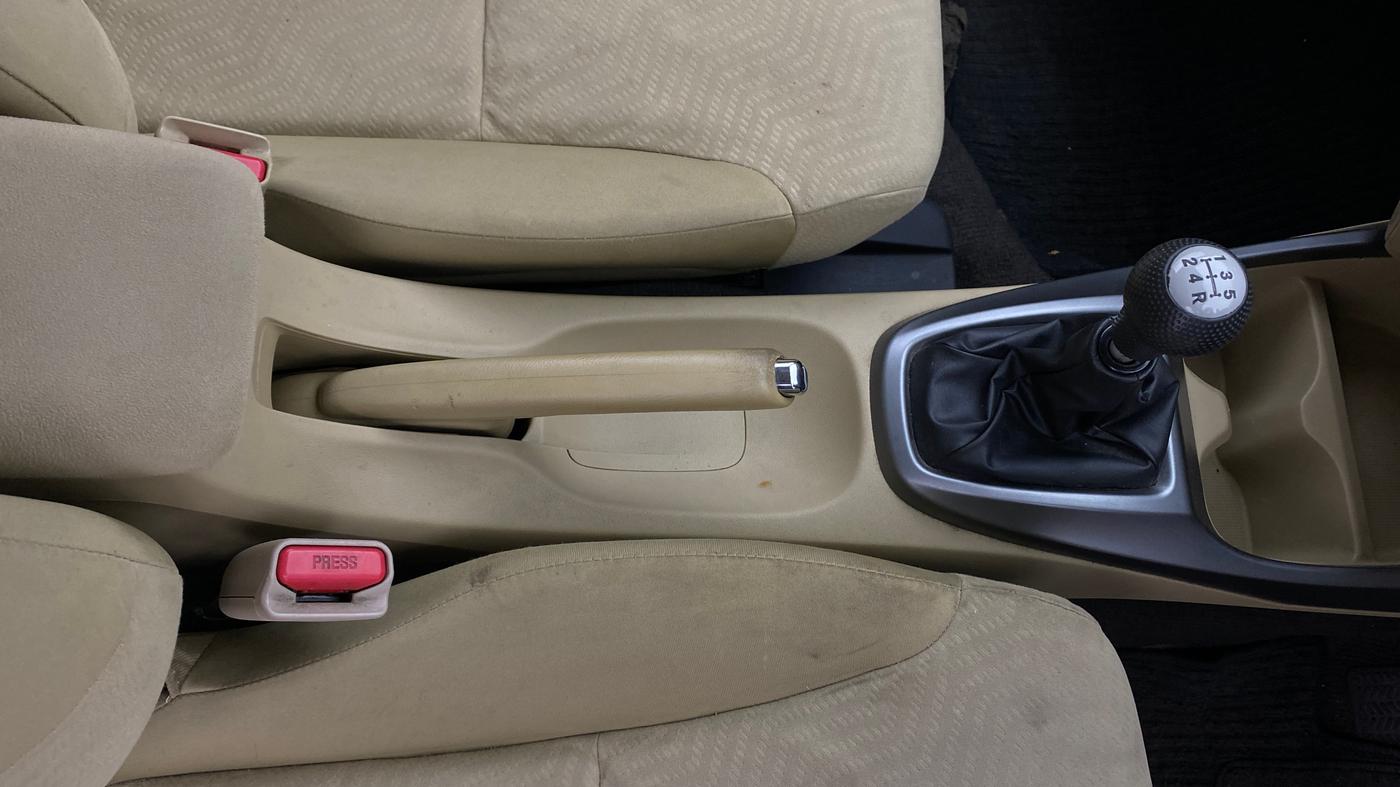 2013 Honda City 1.5L I-VTEC V MT, Petrol, Manual, 45,850 km, Gear Lever