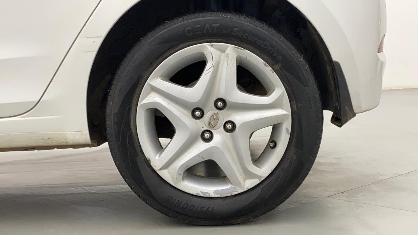 2017 Hyundai Elite i20 ASTA 1.2, Petrol, Manual, 77,650 km, Left Rear Wheel