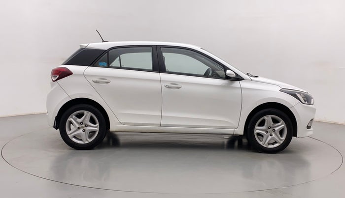 2017 Hyundai Elite i20 ASTA 1.2, Petrol, Manual, 77,650 km, Right Side View