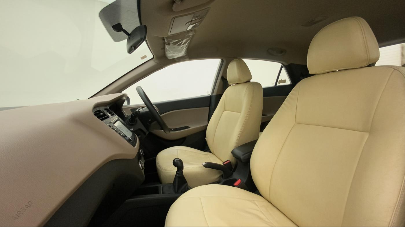 2017 Hyundai Elite i20 ASTA 1.2, Petrol, Manual, 77,650 km, Right Side Front Door Cabin