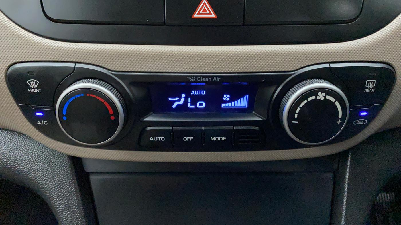 2017 Hyundai Xcent SX 1.2 OPT, Petrol, Manual, 13,805 km, Automatic Climate Control
