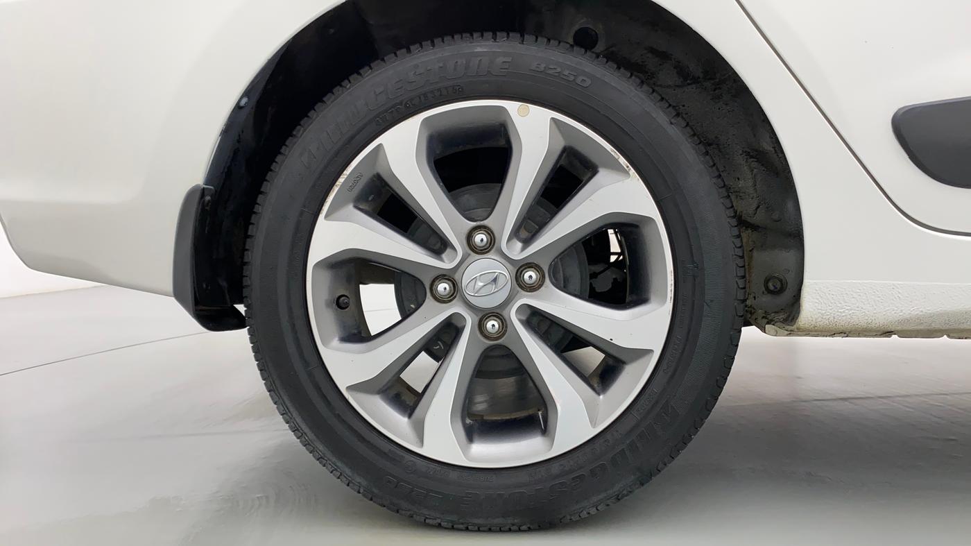 2017 Hyundai Xcent SX 1.2 OPT, Petrol, Manual, 13,805 km, Right Rear Wheel