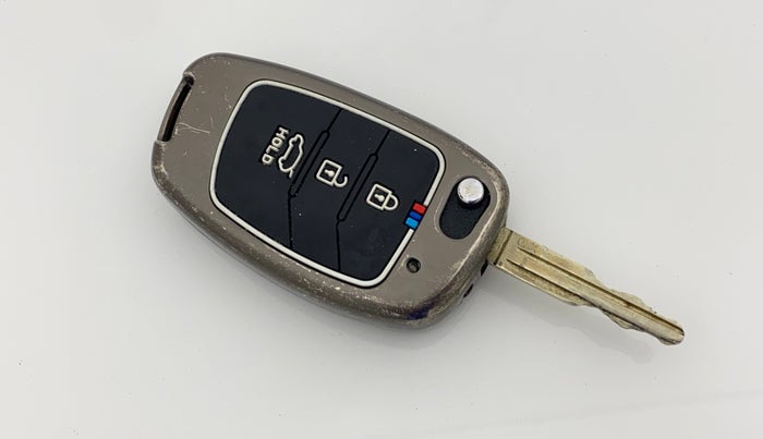 2022 Hyundai NEW I20 SPORTZ 1.2 MT, Petrol, Manual, 38,134 km, Key Close Up