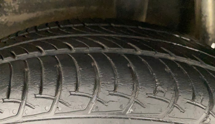2016 Maruti Celerio VXI AMT (O), Petrol, Automatic, 15,807 km, Left Rear Tyre Tread