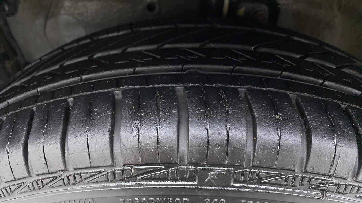 2019 Maruti Celerio VXI d, Petrol, Manual, 13,289 km, Left Front Tyre Tread