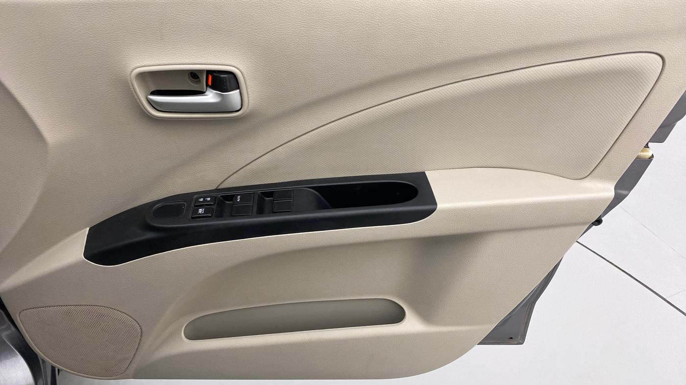2019 Maruti Celerio VXI d, Petrol, Manual, 13,289 km, Driver Side Door Panels Control