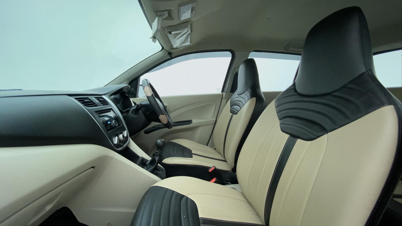 2019 Maruti Celerio VXI d, Petrol, Manual, 13,289 km, Right Side Front Door Cabin