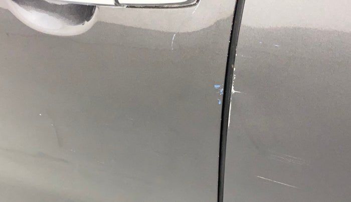 2017 Maruti Baleno ALPHA PETROL 1.2, Petrol, Manual, 46,223 km, Front passenger door - Slightly dented