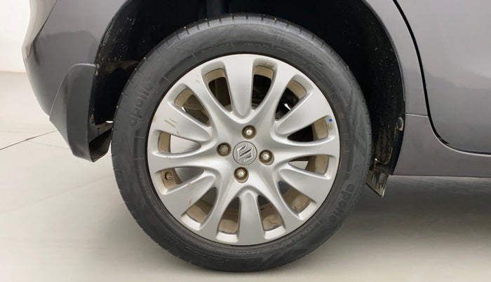 2017 Maruti Baleno ALPHA PETROL 1.2, Petrol, Manual, 46,223 km, Right Rear Wheel