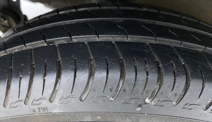2019 Maruti S PRESSO VXI PLUS, Petrol, Manual, 21,065 km, Right Rear Tyre Tread