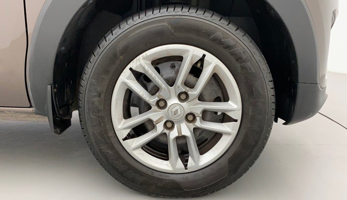 2021 Renault TRIBER RXL MT, Petrol, Manual, 15,552 km, Right Front Wheel