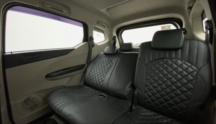 2021 Renault TRIBER RXL MT, Petrol, Manual, 15,552 km, Reclining Back Row Seats