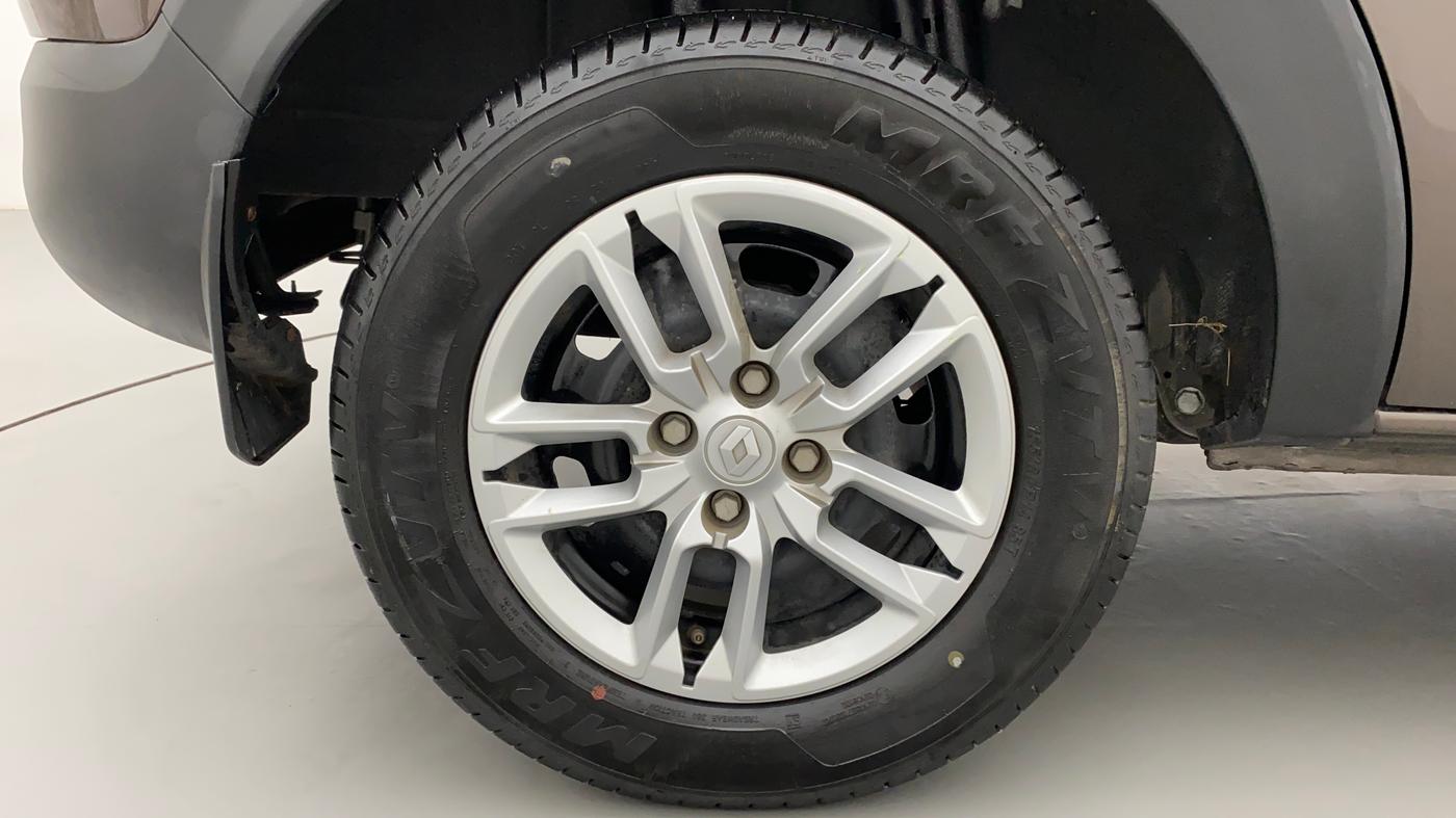 2021 Renault TRIBER RXL MT, Petrol, Manual, 15,552 km, Right Rear Wheel