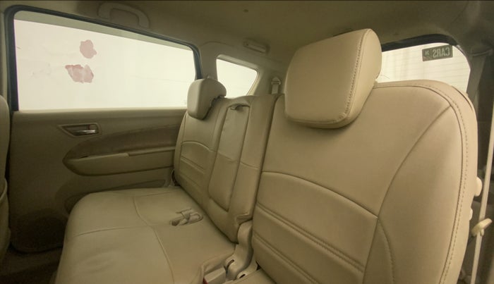 2013 Maruti Ertiga ZXI, Petrol, Manual, 72,826 km, Right Side Rear Door Cabin