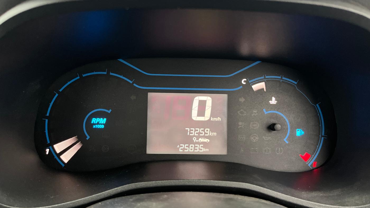 2020 Renault Kwid RXT 0.8, Petrol, Manual, 73,246 km, Odometer Image