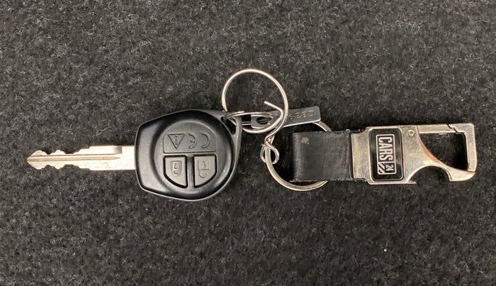 2018 Maruti Swift VXI AMT, Petrol, Automatic, 56,410 km, Key Close Up