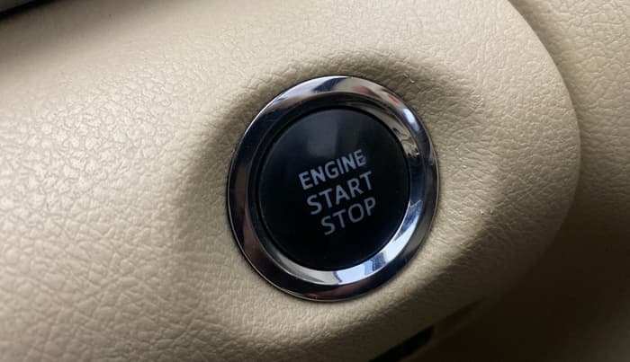 2018 Toyota YARIS VX MT, Petrol, Manual, 1,20,138 km, Keyless Start/ Stop Button