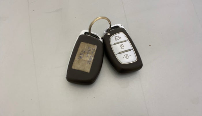 2015 Hyundai Elite i20 SPORTZ 1.2, Petrol, Manual, 18,421 km, Key Close Up