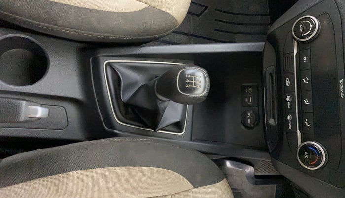 2015 Hyundai Elite i20 SPORTZ 1.2, Petrol, Manual, 18,421 km, Gear Lever