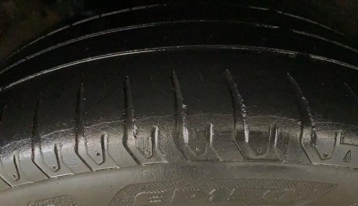 2021 Hyundai Verna SX 1.5 VTVT, Petrol, Manual, 66,101 km, Right Rear Tyre Tread