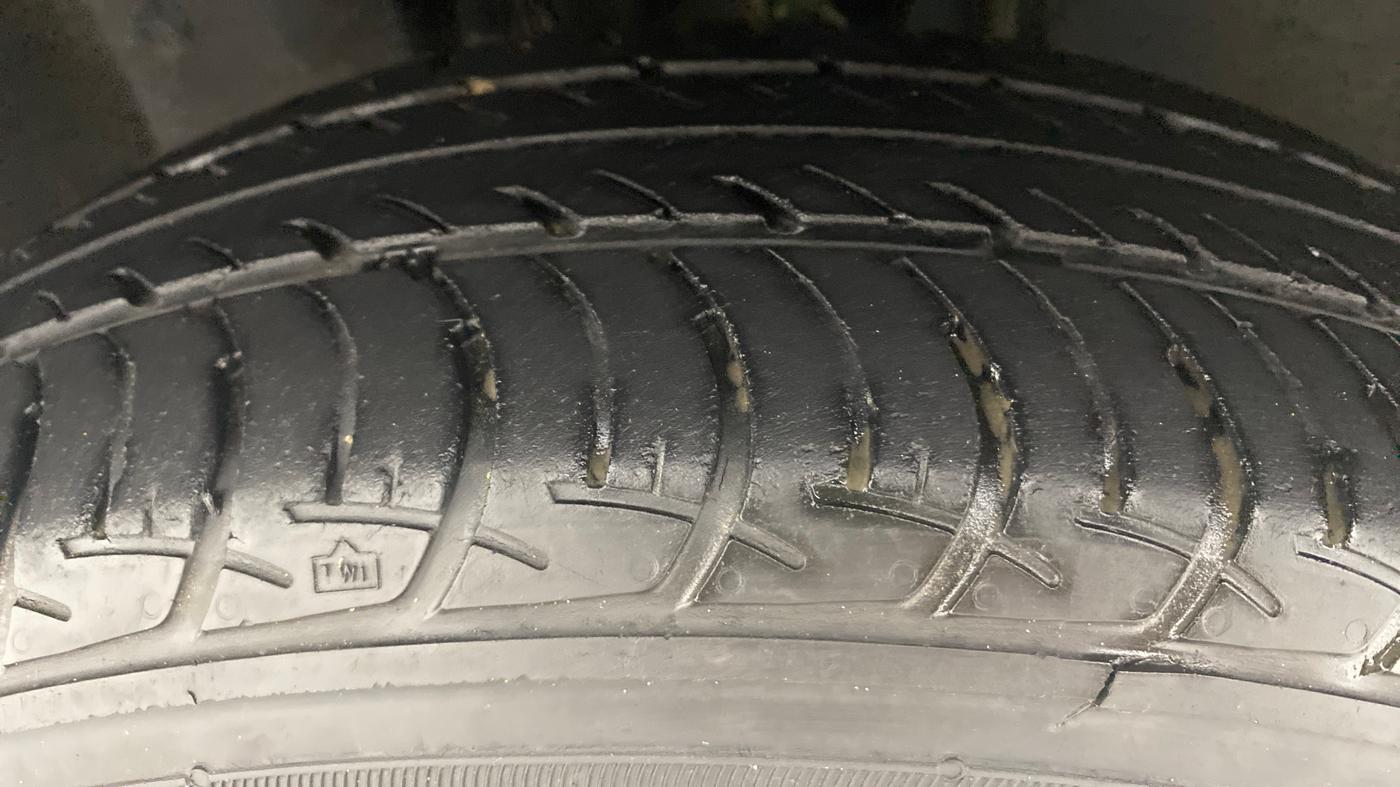 2018 Nissan Micra Active XV S, Petrol, Manual, 20,687 km, Left Front Tyre Tread