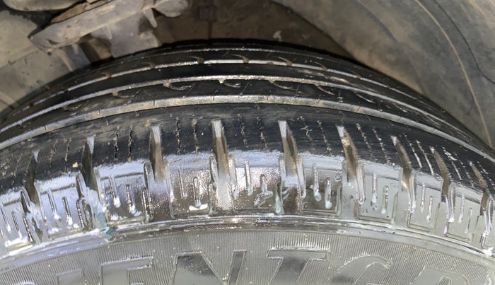 2017 Hyundai Tucson 2WD MT PETROL, Petrol, Manual, 72,220 km, Left Front Tyre Tread