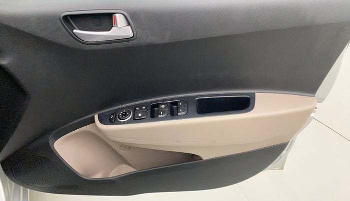 2018 Hyundai Grand i10 SPORTZ AT 1.2 KAPPA VTVT, Petrol, Automatic, 21,668 km, Driver Side Door Panels Control
