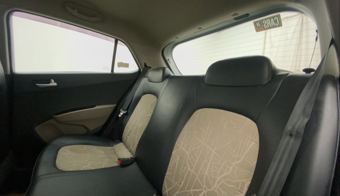 2018 Hyundai Grand i10 SPORTZ AT 1.2 KAPPA VTVT, Petrol, Automatic, 21,668 km, Right Side Rear Door Cabin