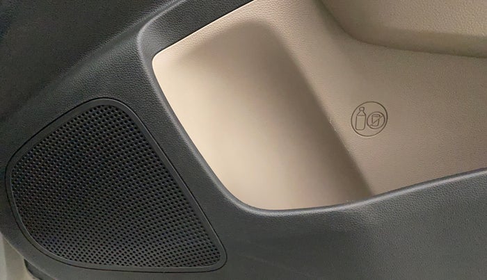 2018 Hyundai Grand i10 SPORTZ AT 1.2 KAPPA VTVT, Petrol, Automatic, 21,668 km, Speaker