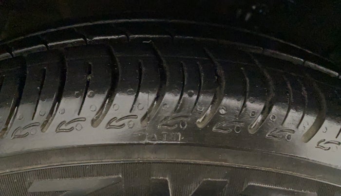 2018 Hyundai Grand i10 SPORTZ AT 1.2 KAPPA VTVT, Petrol, Automatic, 21,668 km, Right Rear Tyre Tread
