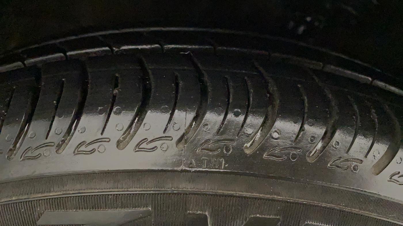 2018 Hyundai Grand i10 SPORTZ AT 1.2 KAPPA VTVT, Petrol, Automatic, 21,668 km, Left Rear Tyre Tread