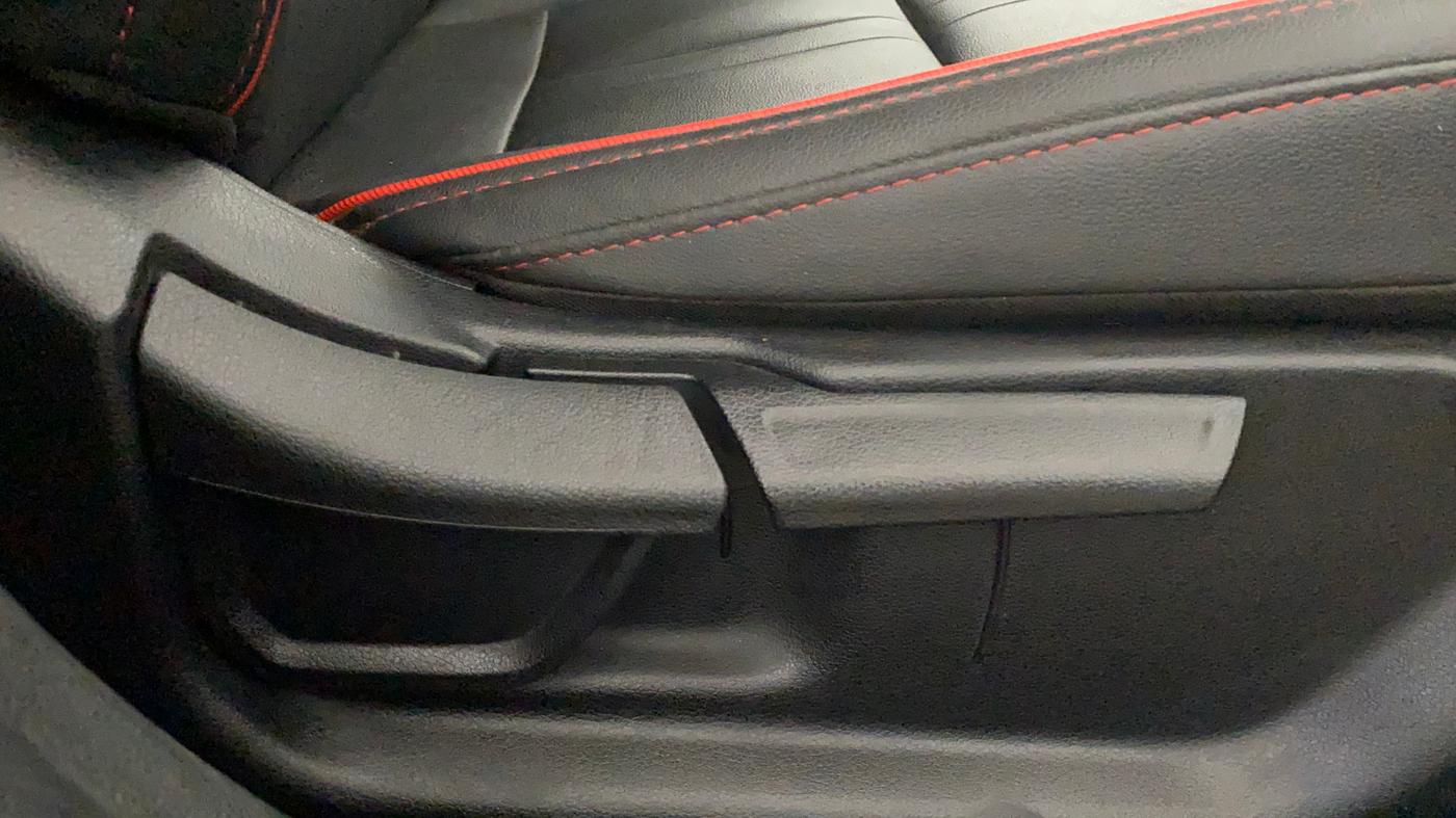 2021 Hyundai NEW I20 N LINE N8 1.0 TURBO GDI IMT, Petrol, Manual, 20,506 km, Driver Side Adjustment Panel